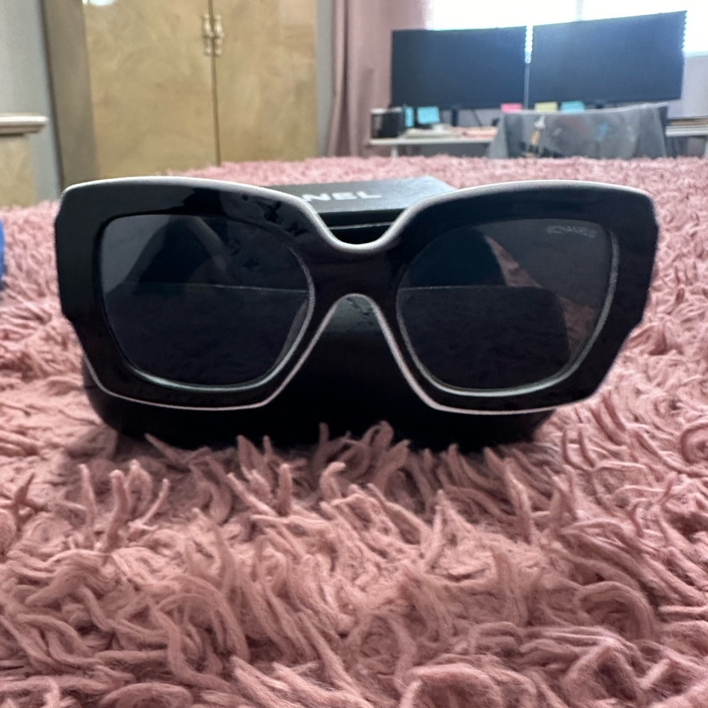 CHANEL Black and White Sunglasses
